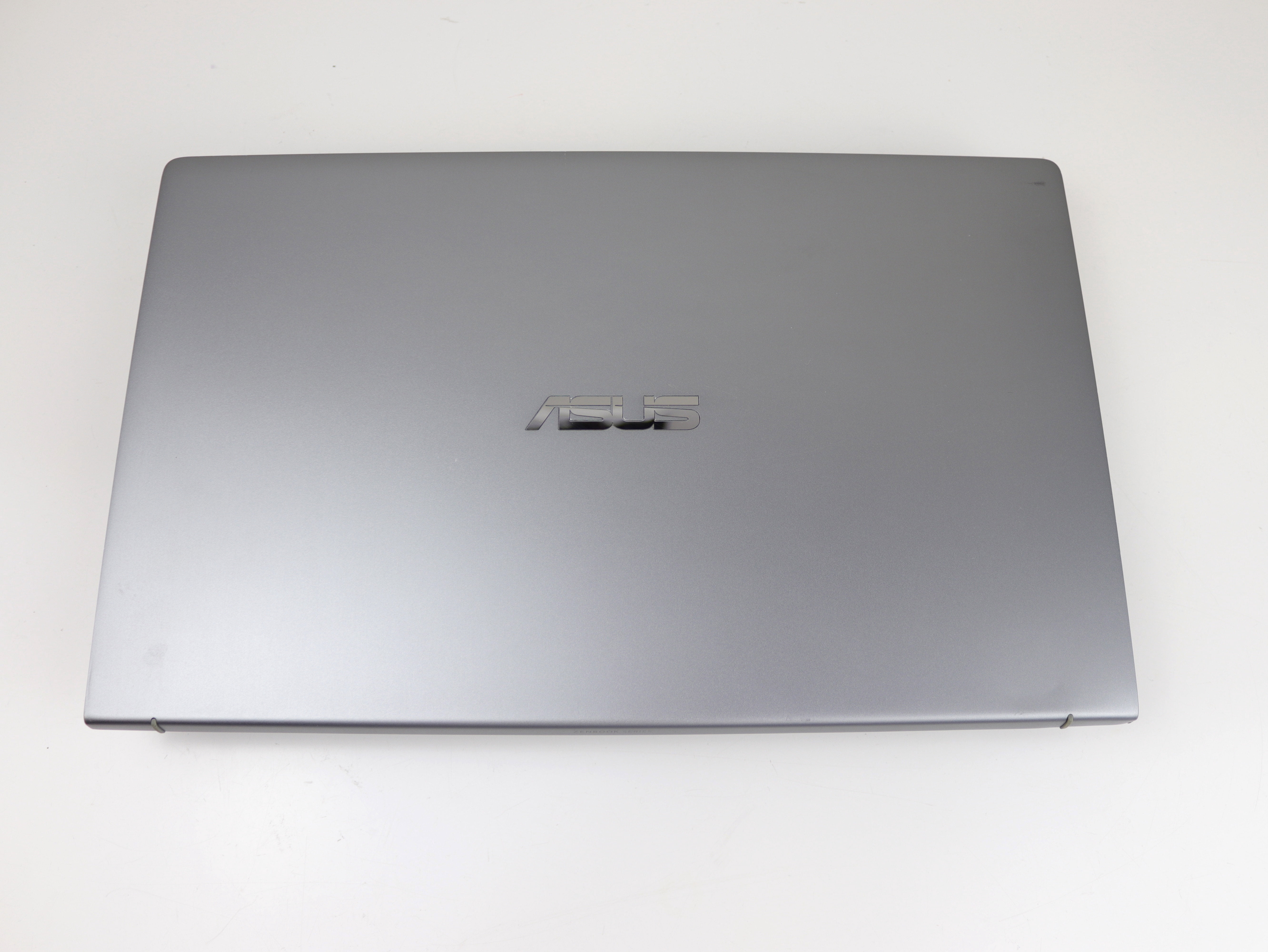 ASUS Zenbook UX434IQ 14" Laptop Ryzen 5 4500U 8GB RAM 256GB SSD NVIDIA MX350