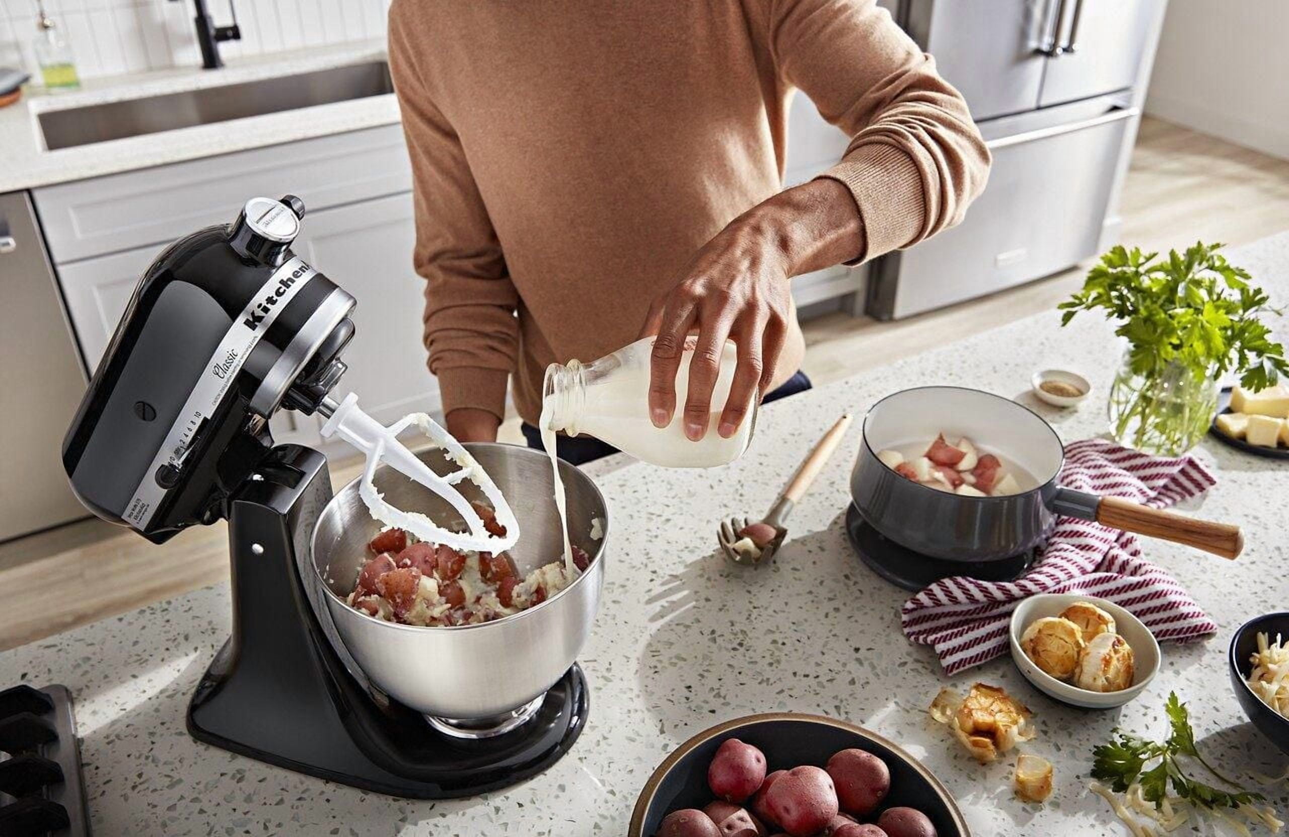 新品未開封！KitchenAid Stand Mixer 4.5クォート KitchenAid® Classic Series 4.5-Quart Tilt-Head Stand Mixer