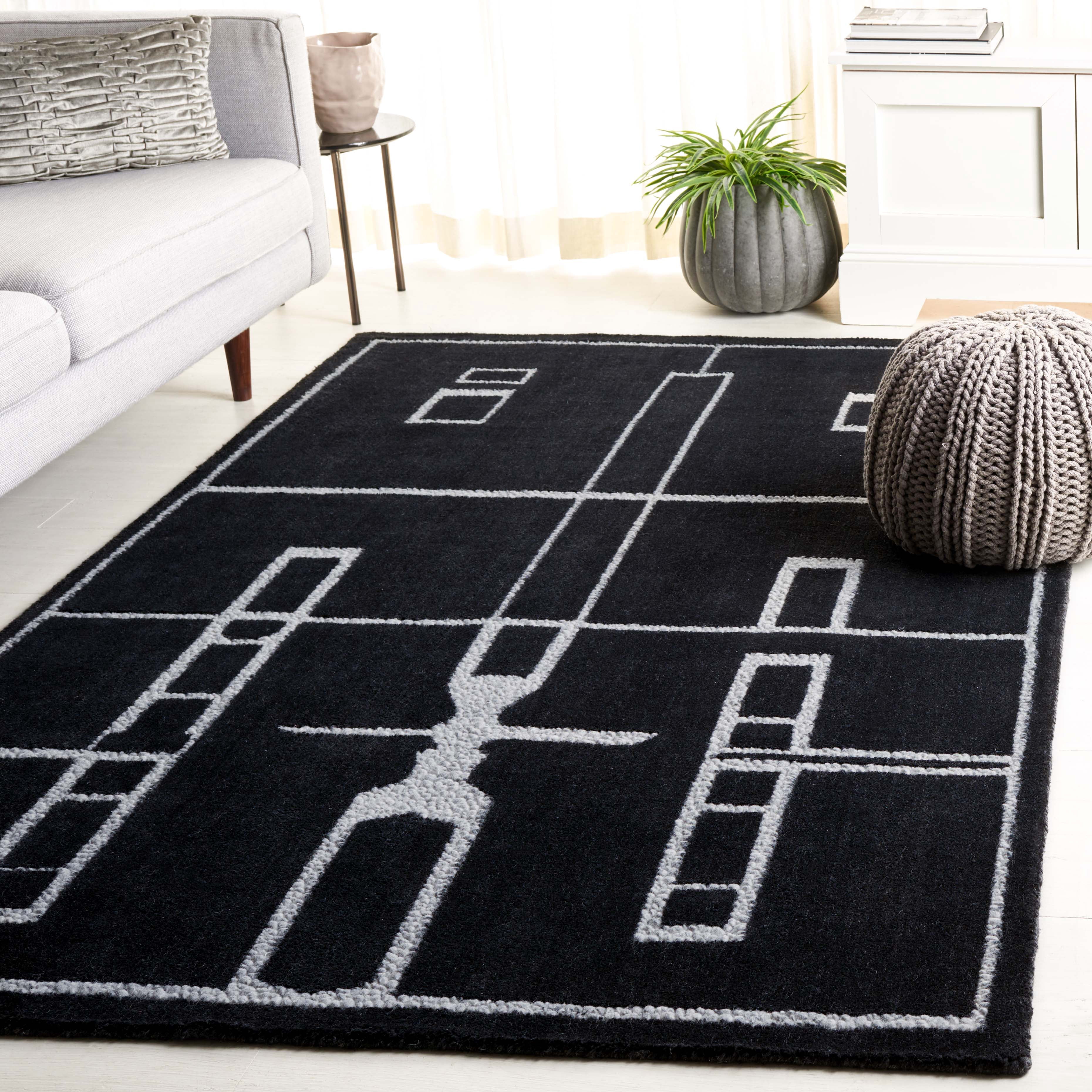 SAFAVIEH Fifth Avenue Della Abstract Area Rug, Black/Ivory, 6' x 9'