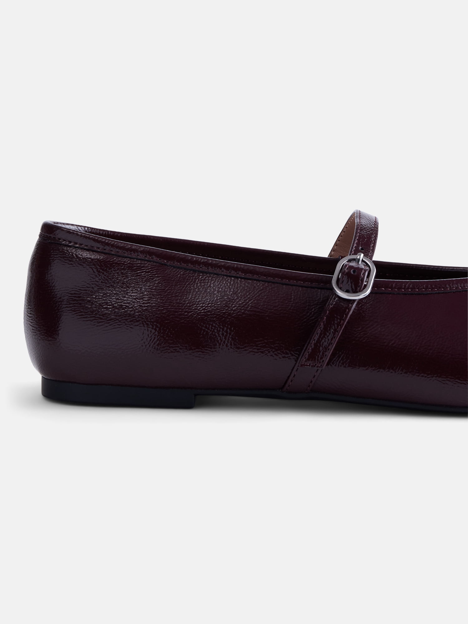 No Boundaries Women's Crinkle Mary Jane Flats