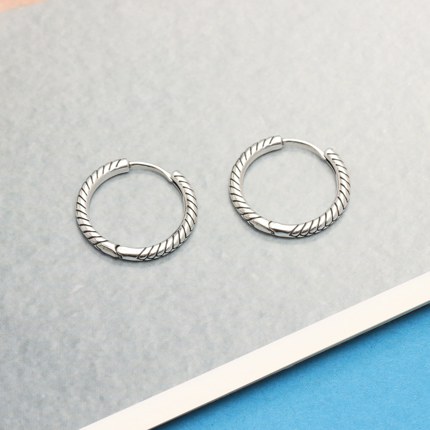 LeCalla 925 Sterling Silver Antique Texture Charms Huggie Hoop Earring for Women Teen 25MM