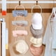 thumbnail image 3 of Soporte para sombreros de montaje en pared Perfecl estante multifuncional para bufandas Rosado, 3 of 8