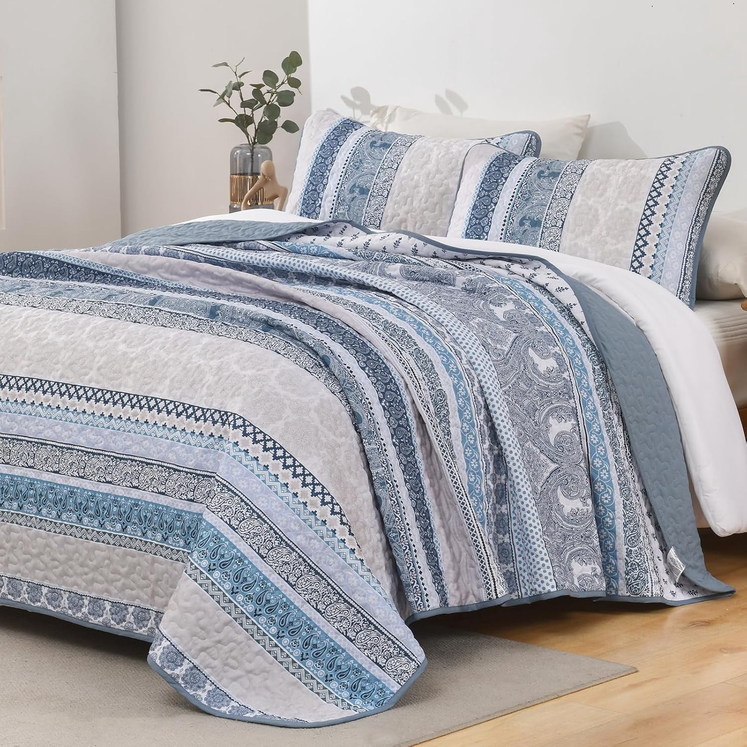 Boho Quilt Set Queen Size, Light Blue Bohemian 3 Pieces Quilt Sets, Lightweight Summer Bedspread Coverlet Bedding Set for All Season (96"x90")