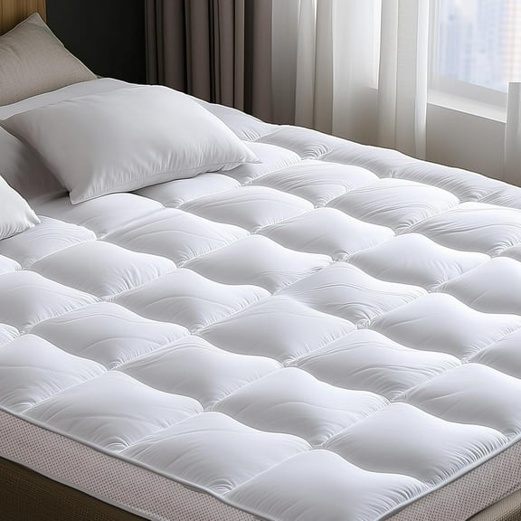 Memory Foam Mattress Topper Queen – Cooling, Pressure-Relieving Bed Topper with Secure Strap Design for Back Pain, Soft and Supportive, Shredded Memory Foam