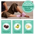 thumbnail image 3 of Calcetines hidratantes Fuzzy Sleep ZenToes con vitamina E y aceite de oliva, 3 of 7