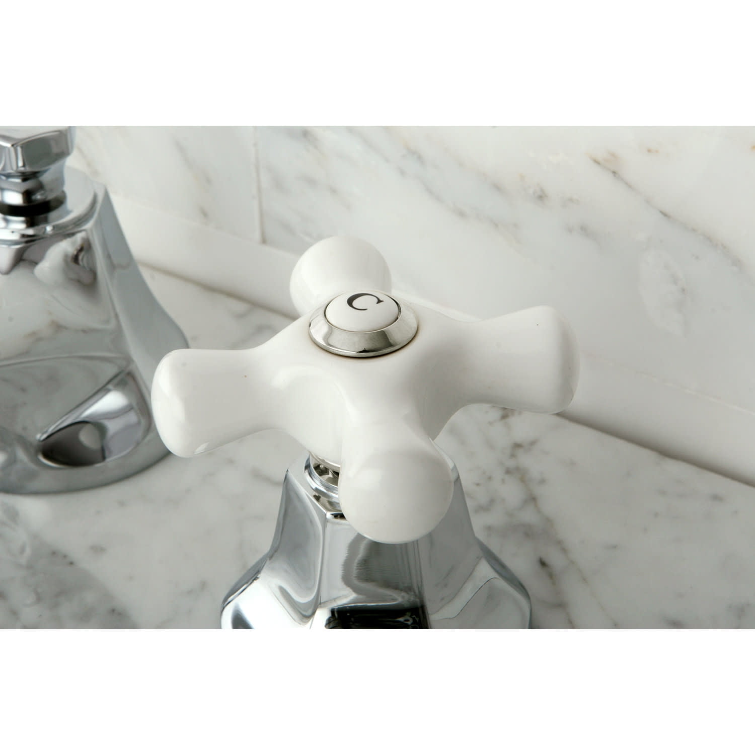 Kingston Brass KS4467PX 8 in. Widespread Bathroom Faucet, Brushed Brass