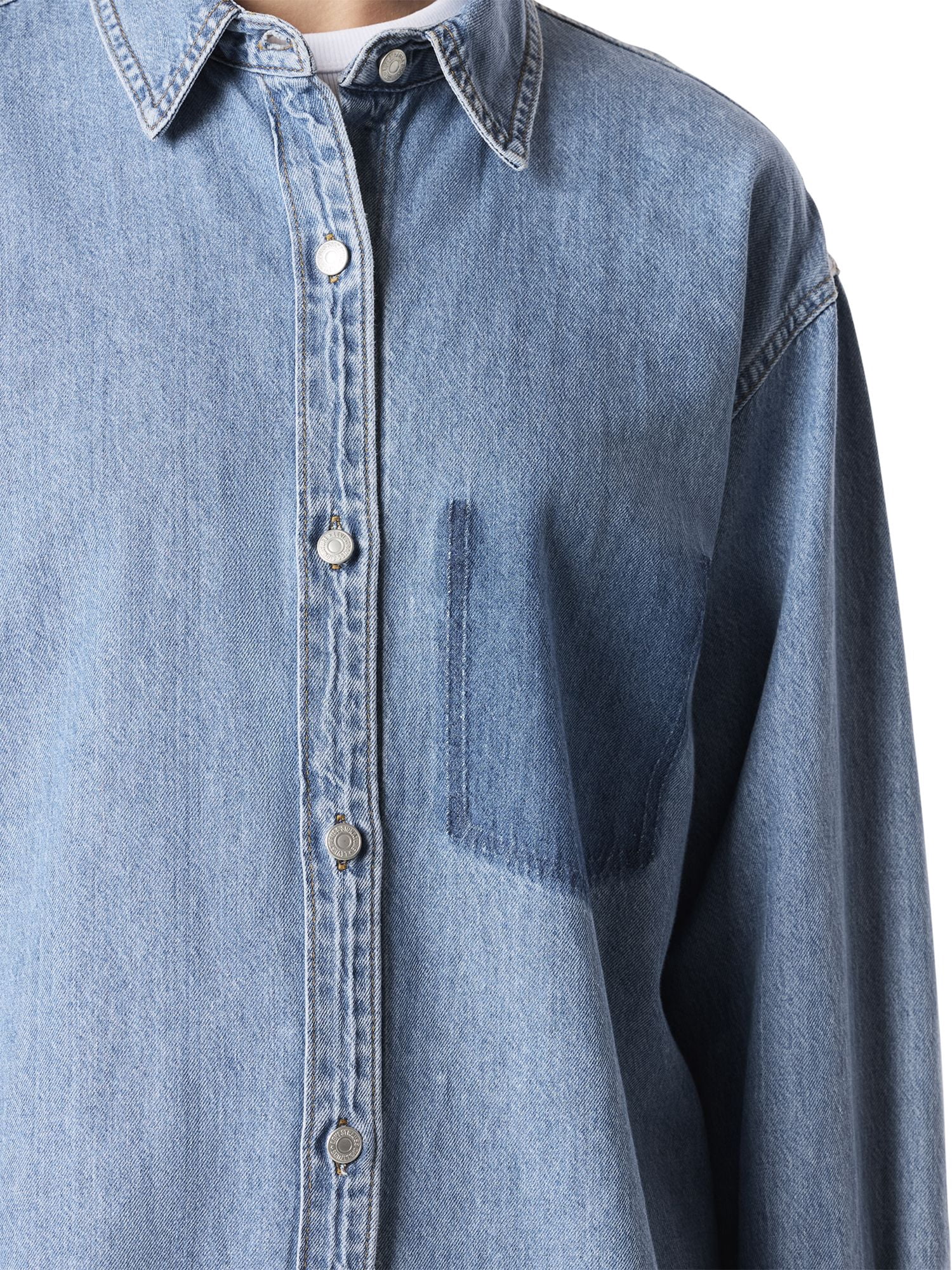 Levi Strauss Signature Women's Vintage Relaxed Denim Shirt