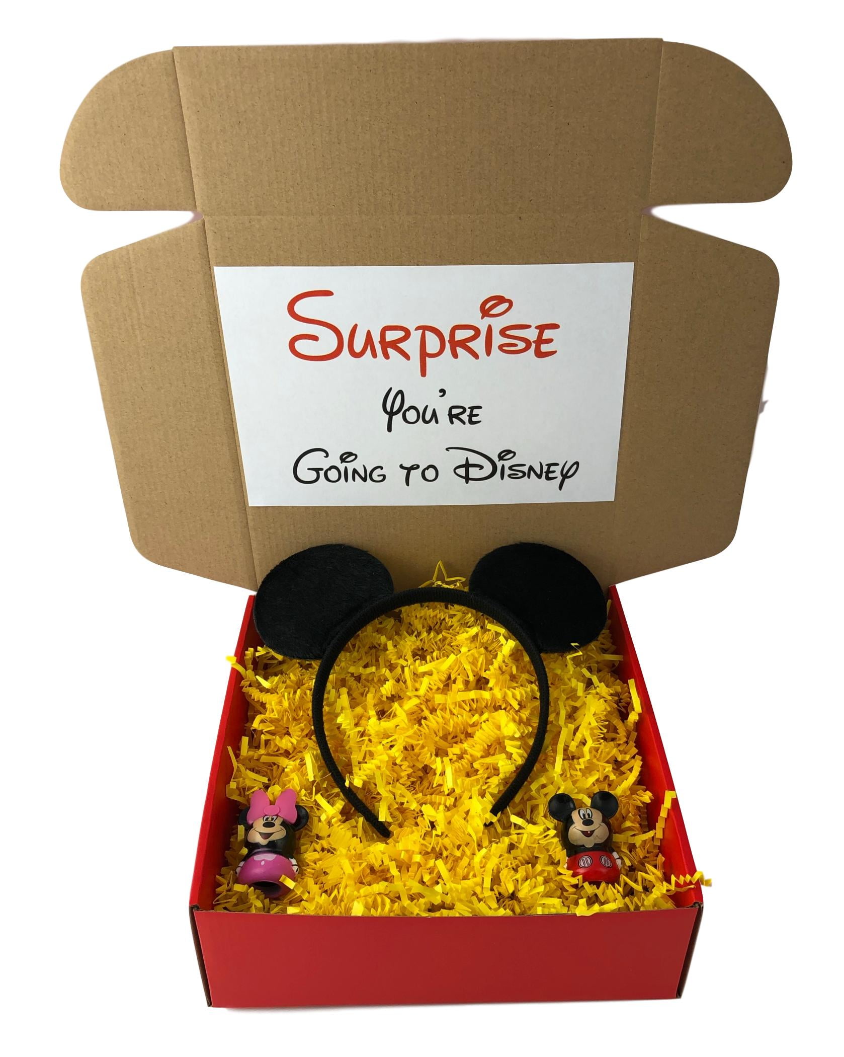 b.box for kids - 🎈giveaway closed🎈 Love. Celebrate. Give Give a gift that  keeps on giving. Our Disney Winnie the Pooh x b.box sippy cups have  easy-grip handles and a leak-proof straw.