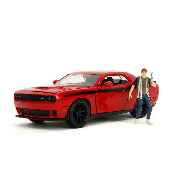 2015 Dodge Challenger SRT w/Glenn Diecast Figure, "The Walking Dead" - Jada Toys 35185 - 1/24 Scale Diecast Model Car