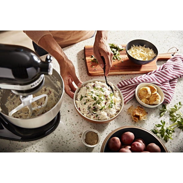 KitchenAid® Classic Series 4.5-Quart Tilt-Head Stand Mixer