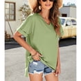 thumbnail image 3 of Camisa informal de manga corta para mujer para la oficina, citas y uso diario, blusa con escote en V verde oliva XL, 3 of 8