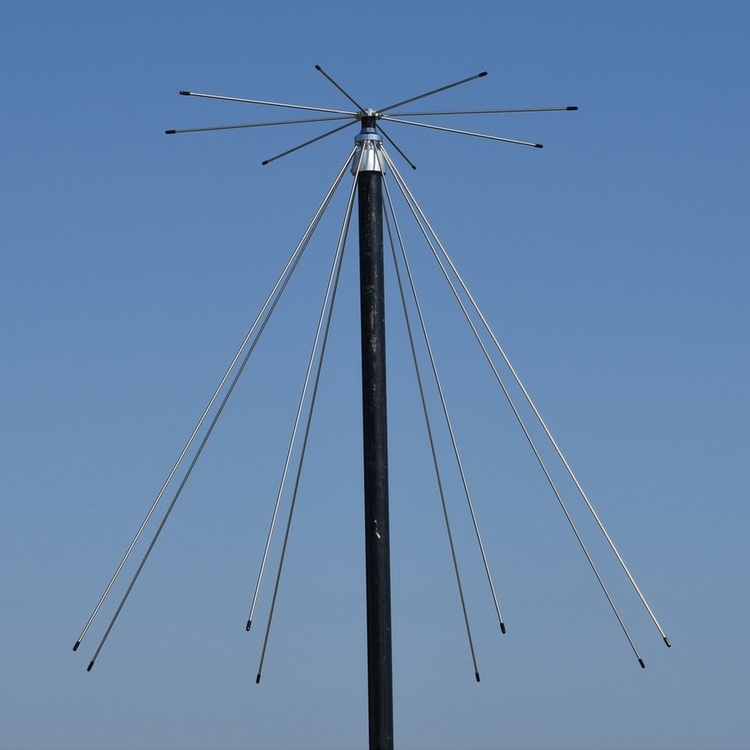 Tram 200-Watt Broad-Band Scanner 25 MHz to 1,300 MHz Super Discone Stainless Steel Base Antenna
