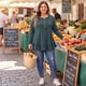 thumbnail image 3 of Tops de túnica de mujer plus size Agnes Orinda, con botones, cuello en V, mangas largas, dobladillo con volantes, blusas fluidas 1X verde oscuro, 3 of 8
