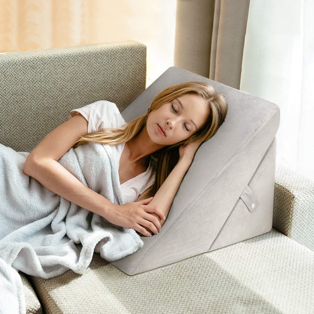 Rainbow Luxury Quilted Wedge Pillow – 20x18x11in Black, Acid Reflux & GERD Support, Hypoallergenic