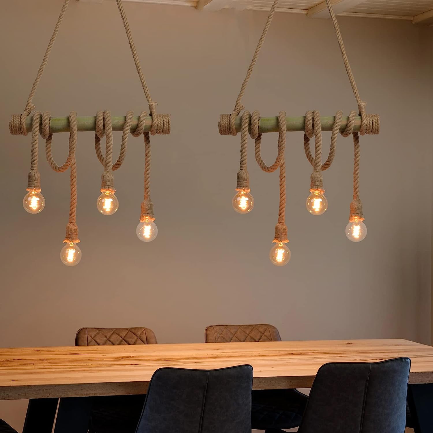Arturesthome 4 Heads Hemp Rope Ceiling Pendant Light, Vintage Bamboo Chandeliers Decoration, Rustic Industrial Hanging Lamp for Bedroom Restaurant Cafe Bar