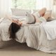 thumbnail image 3 of Juego de edredón Bedsure Queen Pinch Pleat Beige Boho, 4 piezas, 3 of 8