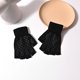 thumbnail image 2 of Guantes de medio dedo para hombres y mujeres con cinco dedos engrosados, cálidos, antideslizantes, para conducir, para estudiantes de otoño e invierno para mujeres, 2 of 5
