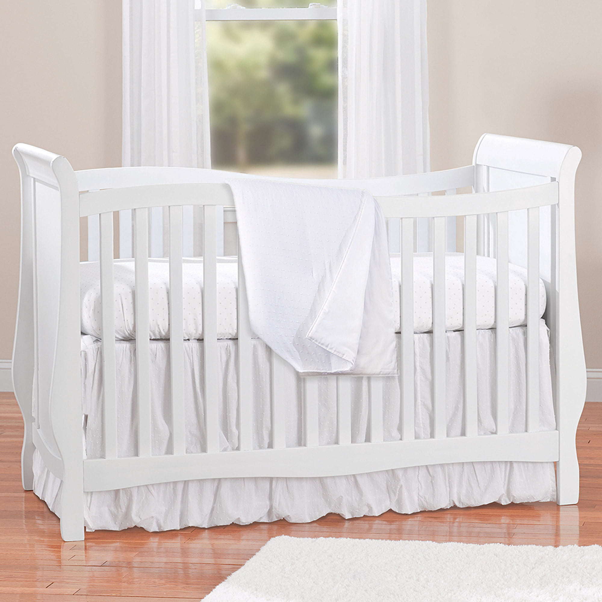 white crib sheet set