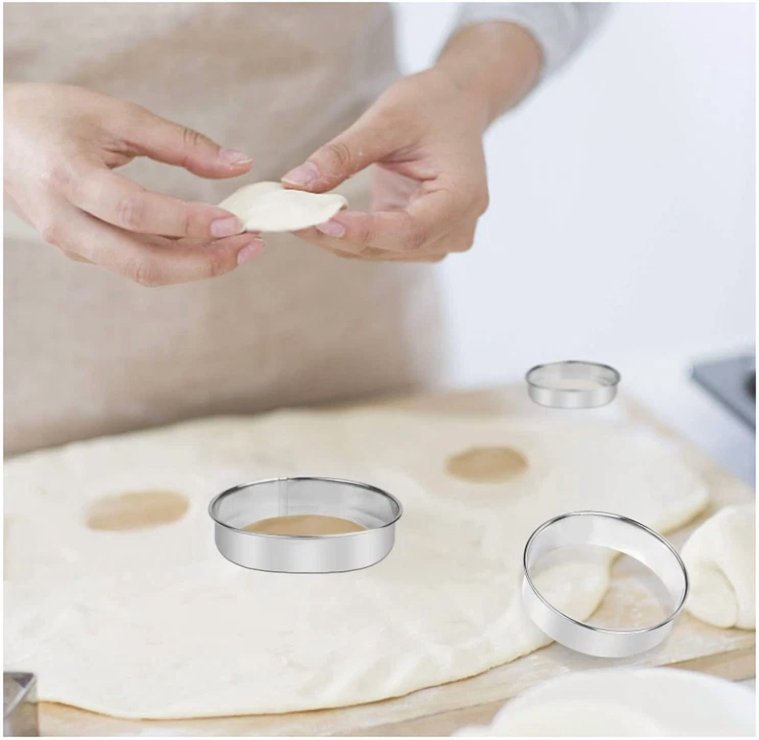 BUTTERFLY- 12 Pcs Cookie Biscuit Cutter Set Donut Hole Baking Round Ring Molds Cooking