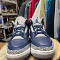thumbnail image 3 of Air Jordan 3 Georgetown Rétro Bleu, 3 of 5