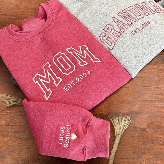 Mom Embroidered Family Mom Grandma Christmas, Sweatshirt