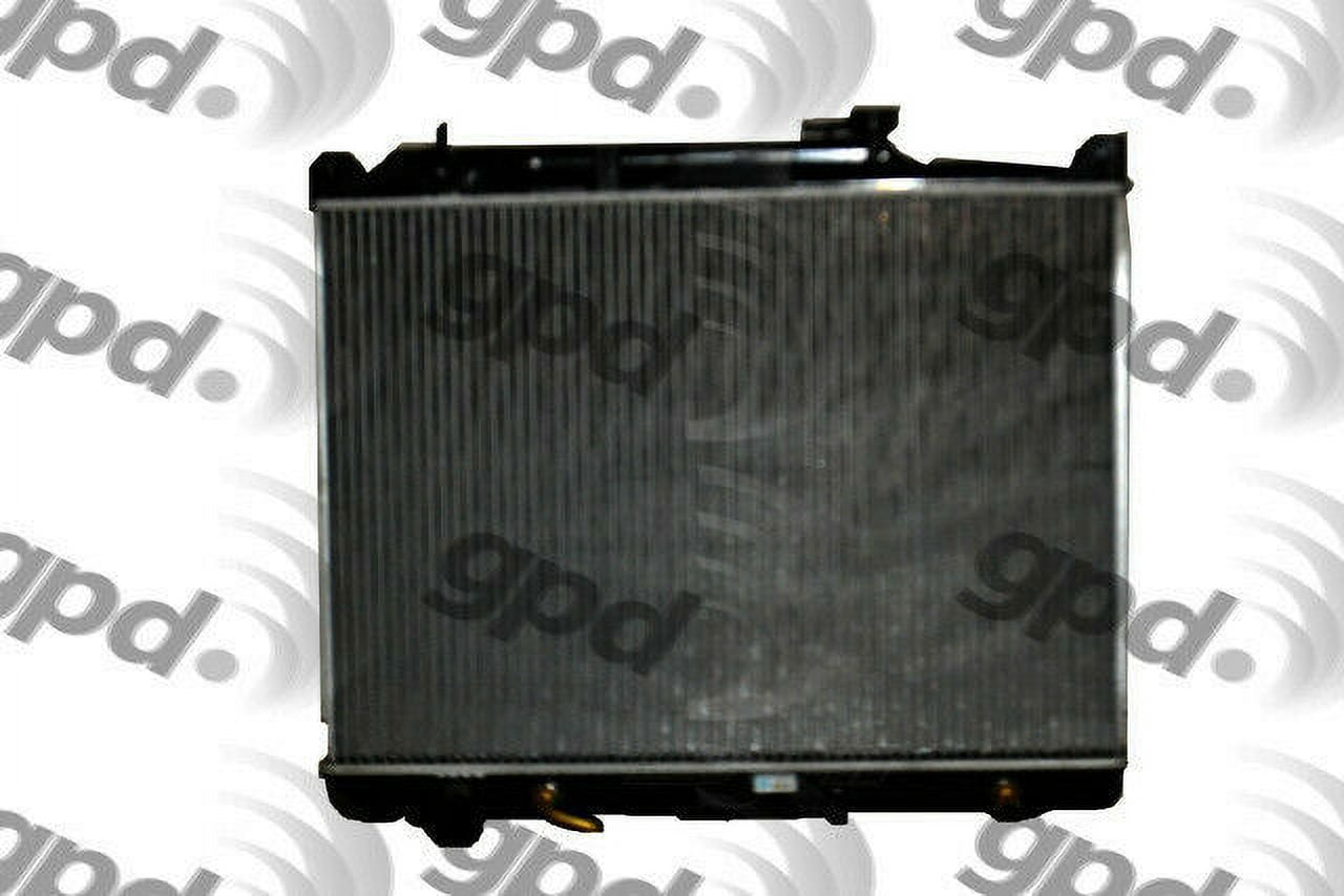 Radiator Fits select: 2002-2003 SUZUKI XL7, 1999-2005 SUZUKI GRAND VITARA