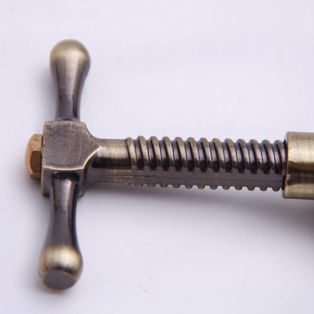 Red Wine Opener Handle Pressure Corkscrew Zinc Alloy Bronzed Bronzed Cork Puller ;Bar Bar Party Cork Puller Remover