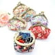 thumbnail image 3 of Monedero de tela con estampado hecho a mano con forma de boca dorada, pequeño bolso de cosméticos para mujer, bolso rojo, bolso para llaves, 3 of 6