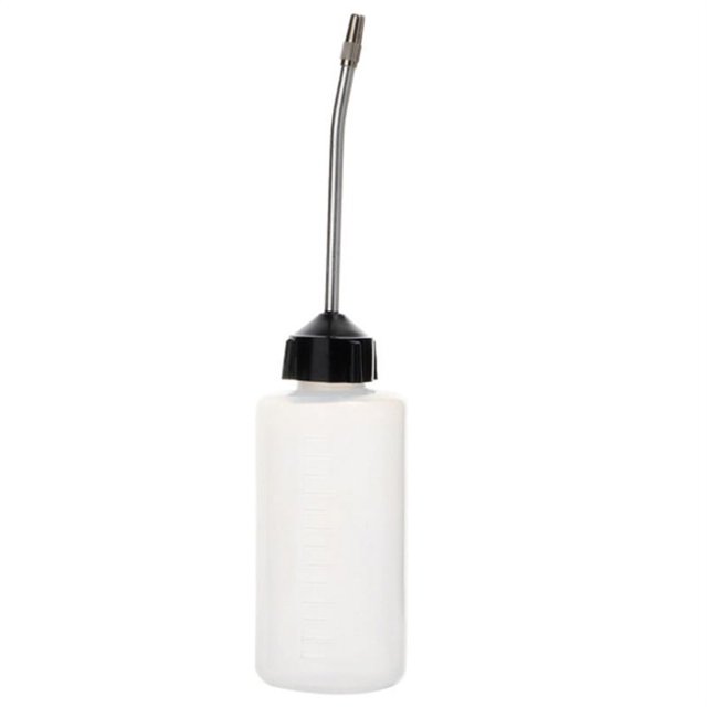 Plastic Sewing Machine Oil Bottle Plastic Sewing Machine Oil Bottle with Long Spout (White Black) (1pcs)