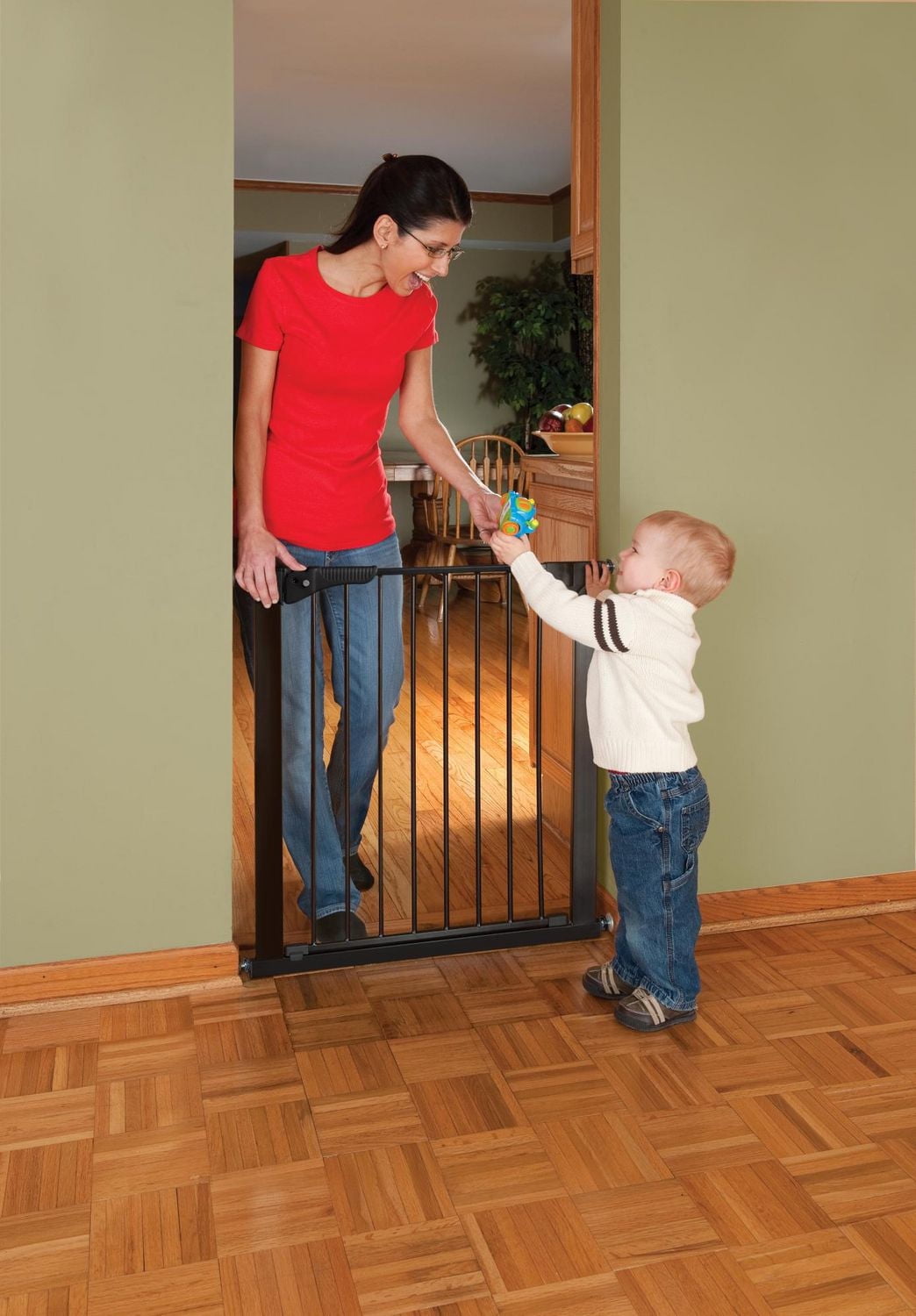 KidCo Gateway Pressure Mount Baby Safety Gate