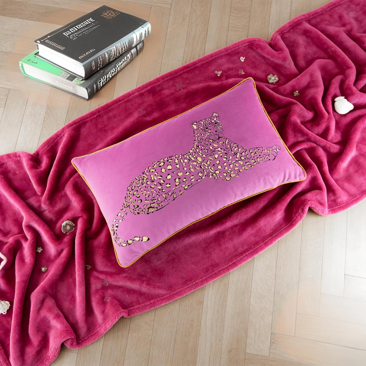 JWH Gold Foil Leopard Cotton Throw Pillow Covers Hot Pink Lumbar Throw Pillow Case for Sofa Bed Living oom Decor 12x20inch
