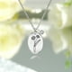 thumbnail image 2 of Collar de Margaritas JeenMata Flor de Nacimiento de Abril Regalo Floral Personalizado, 2 of 4