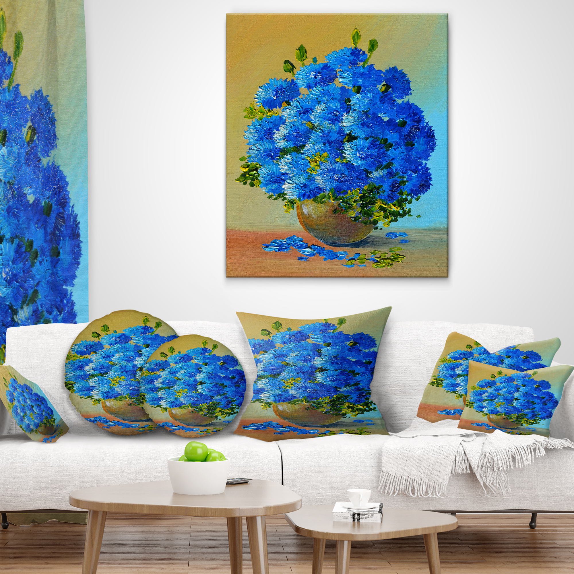 Designart A Bouquet of Blue Flowers - Floral Throw Pillow - 18x18