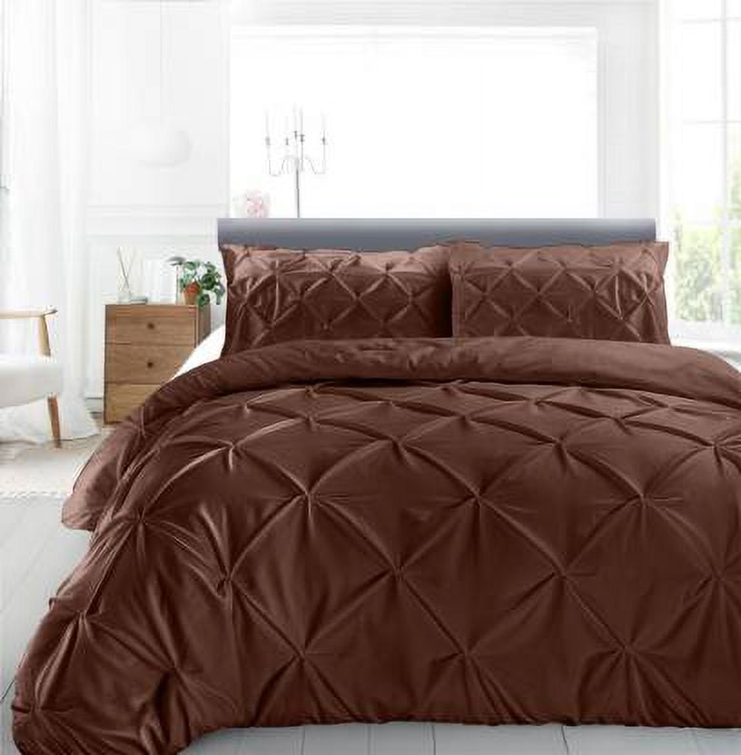 Cloud Fino Luxurious Pinch Pleated Duvet Cover Set 100% Egyption Cotton 600 Thread Count Pintuck Design Decorative Soft Bedsheet Set(Chocolate,Full/Queen)