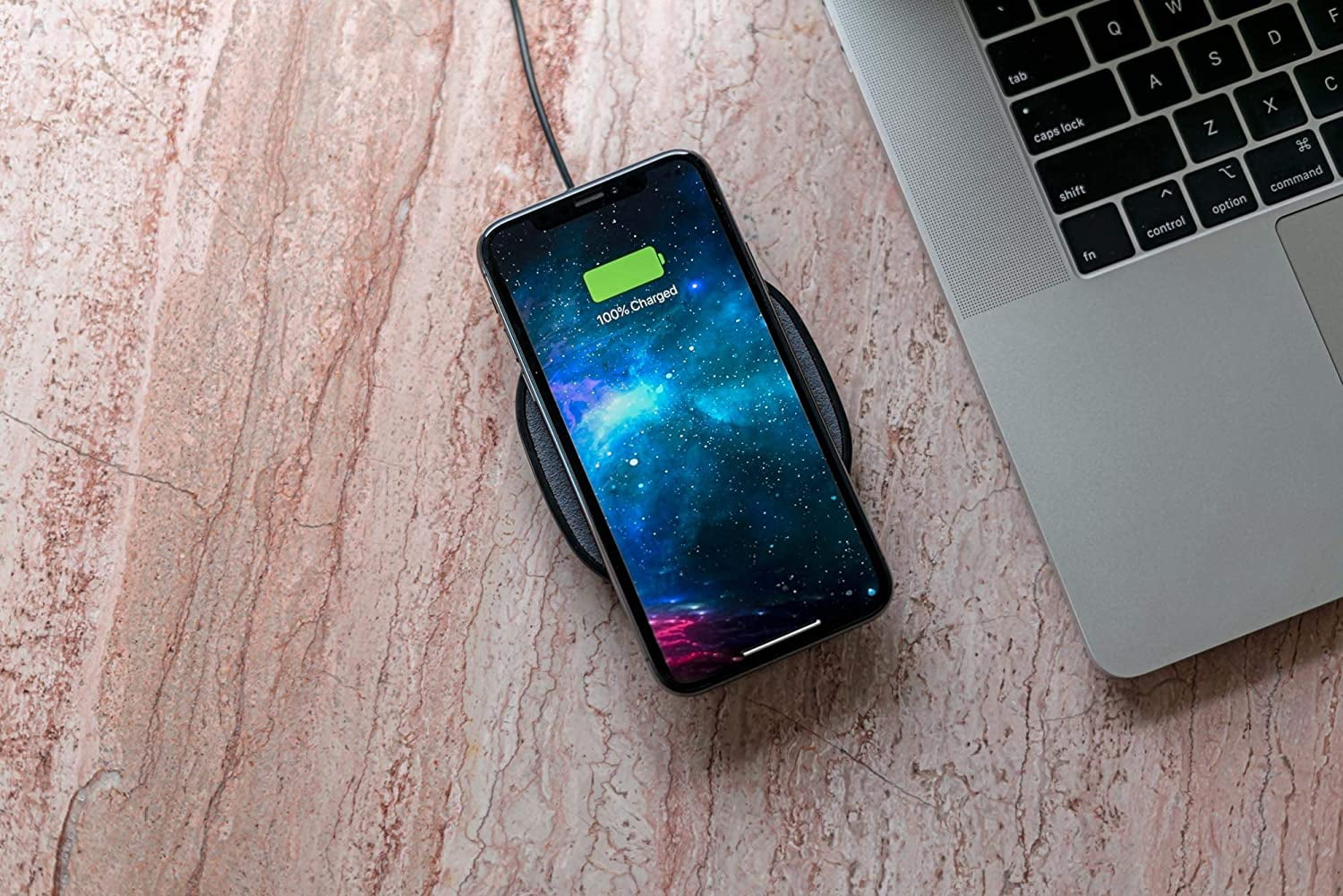 mophie 15W Universal Wireless Charge Pad Qi-Compatible Charger for Samsung Galaxy Google Pixel Apple iPhone 11/12/13 (Mini Pro and Pro Max) iPhone XR/XS/SE iPhone 8 (Black)