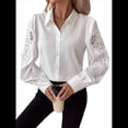 thumbnail image 2 of Blusas de Encaje con Botones y Solapas Huecas para Mujer, de Color Liso. L, 2 of 9