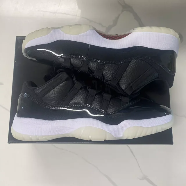 Ni - ke Air Jordan 11 Retro Low 72-10 AV2187 001 Size 10 Mens New With Box DS OG ALL