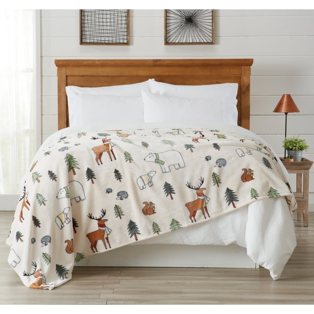 Great Bay Home Velvet Plush Fleece Holiday Printed Warm and Cozy Bed