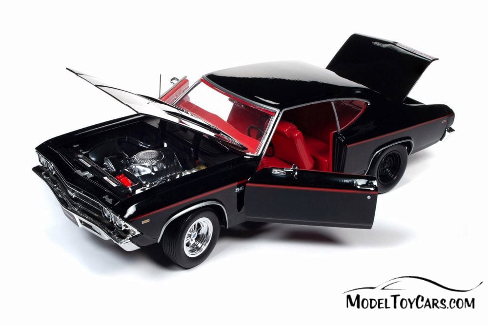 1969 Chevy Chevelle SS 396 Hardtop, Tuxedo Black - Auto World