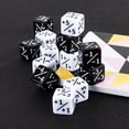 thumbnail image 2 of Juego de 24 dados de dados con bolsas de terciopelo, dados de cubo D6 para juegos de cartas Magic The Gathering (negro, blanco), 2 of 5