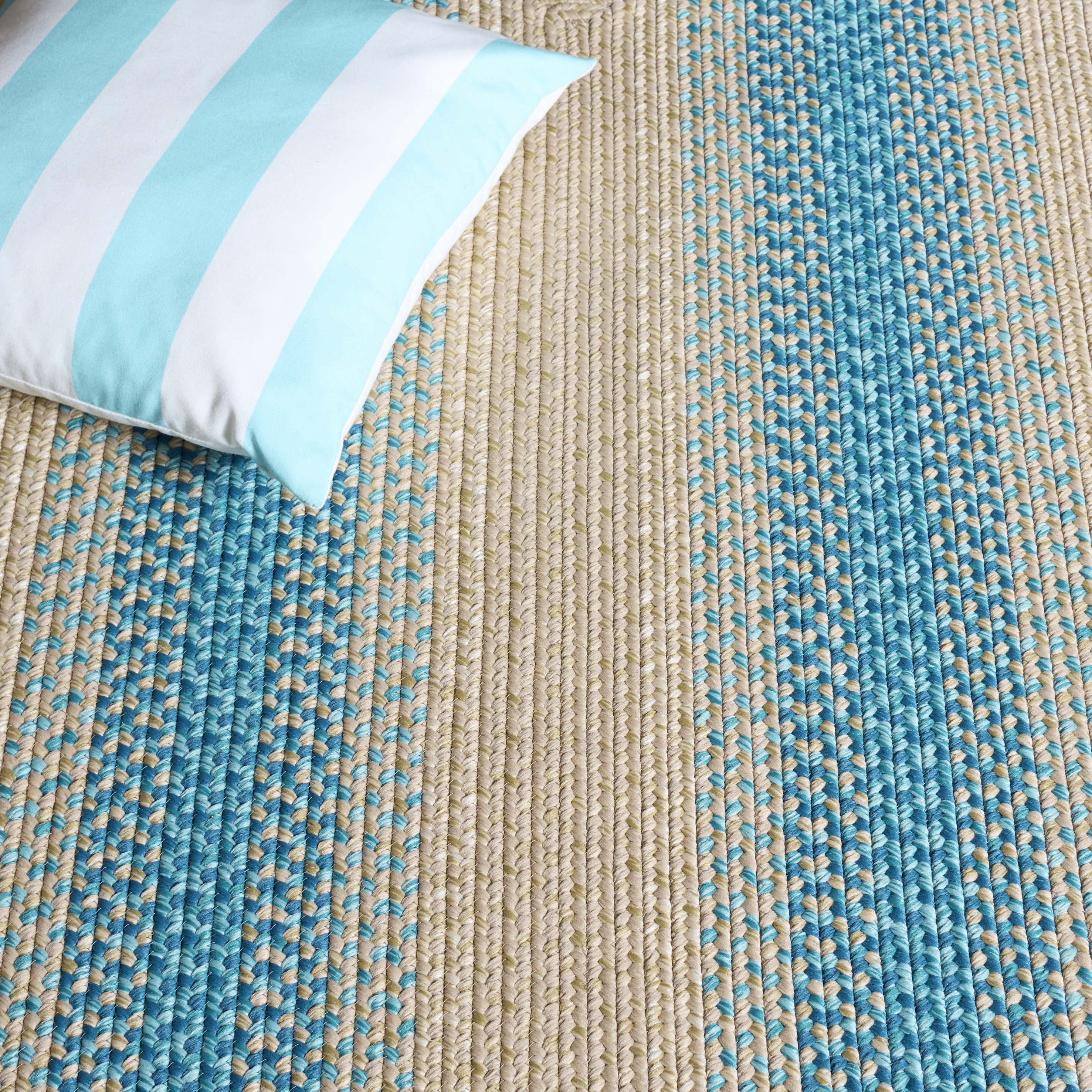 SAFAVIEH Braided Neville Bordered Machine Washable Reversible Area Rug, Blue/Beige, 3' x 3' Round