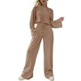 thumbnail image 1 of Ensemble Assorti Deux Pièces pour Femmes Col Rond Ourlet Fendu Tee et Pantalon Survêtement, 1 of 5