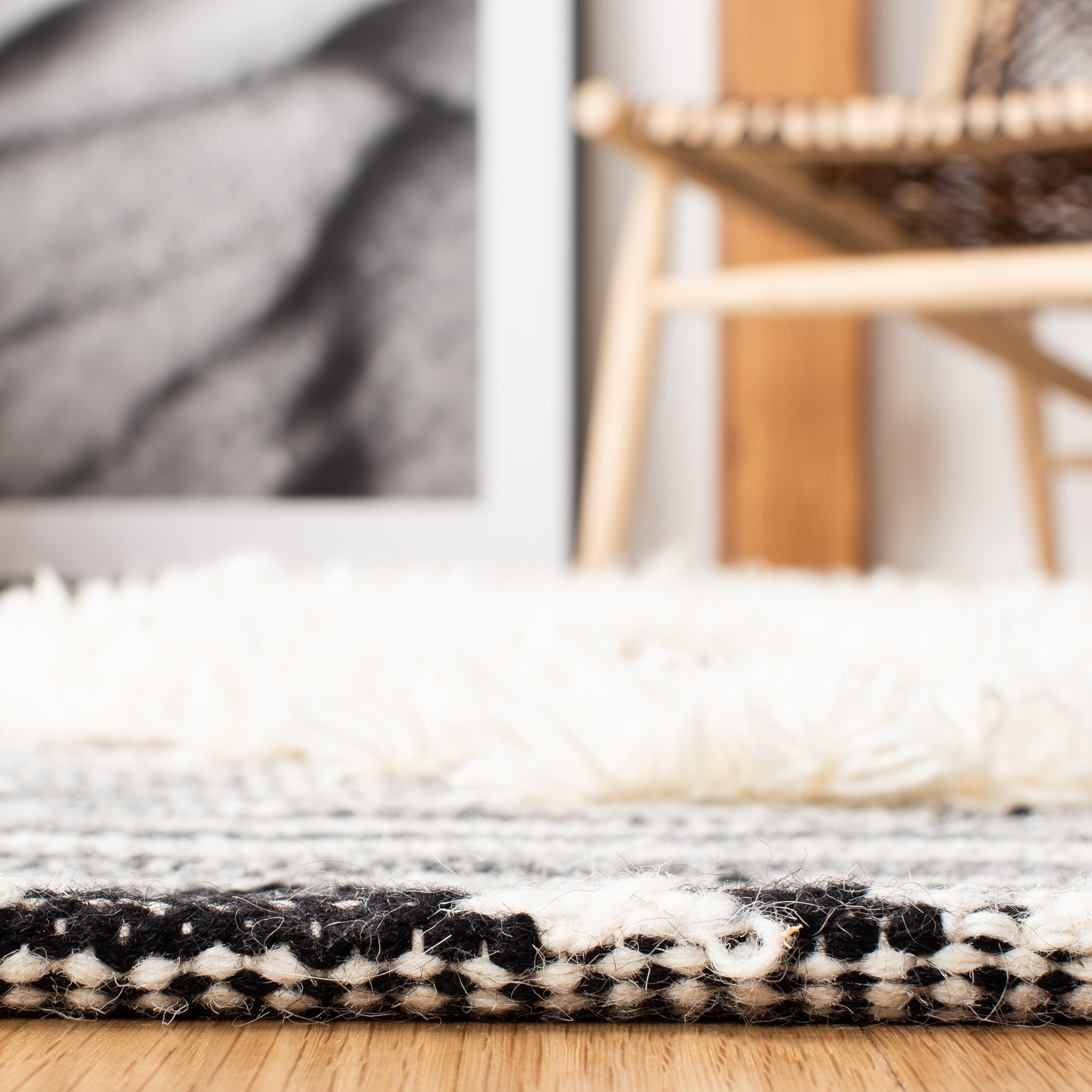 SAFAVIEH Kenya Stojan Southwestern Area Rug, Black/Ivory, 9' x 12'