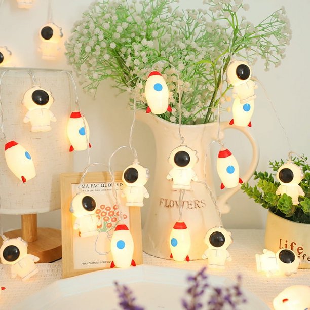 Habitación infantil Luz LED decorativa niña corazón Hello Kitty luz de noche nubes arcoíris estrellas atmósfera cadena de luz al por mayor