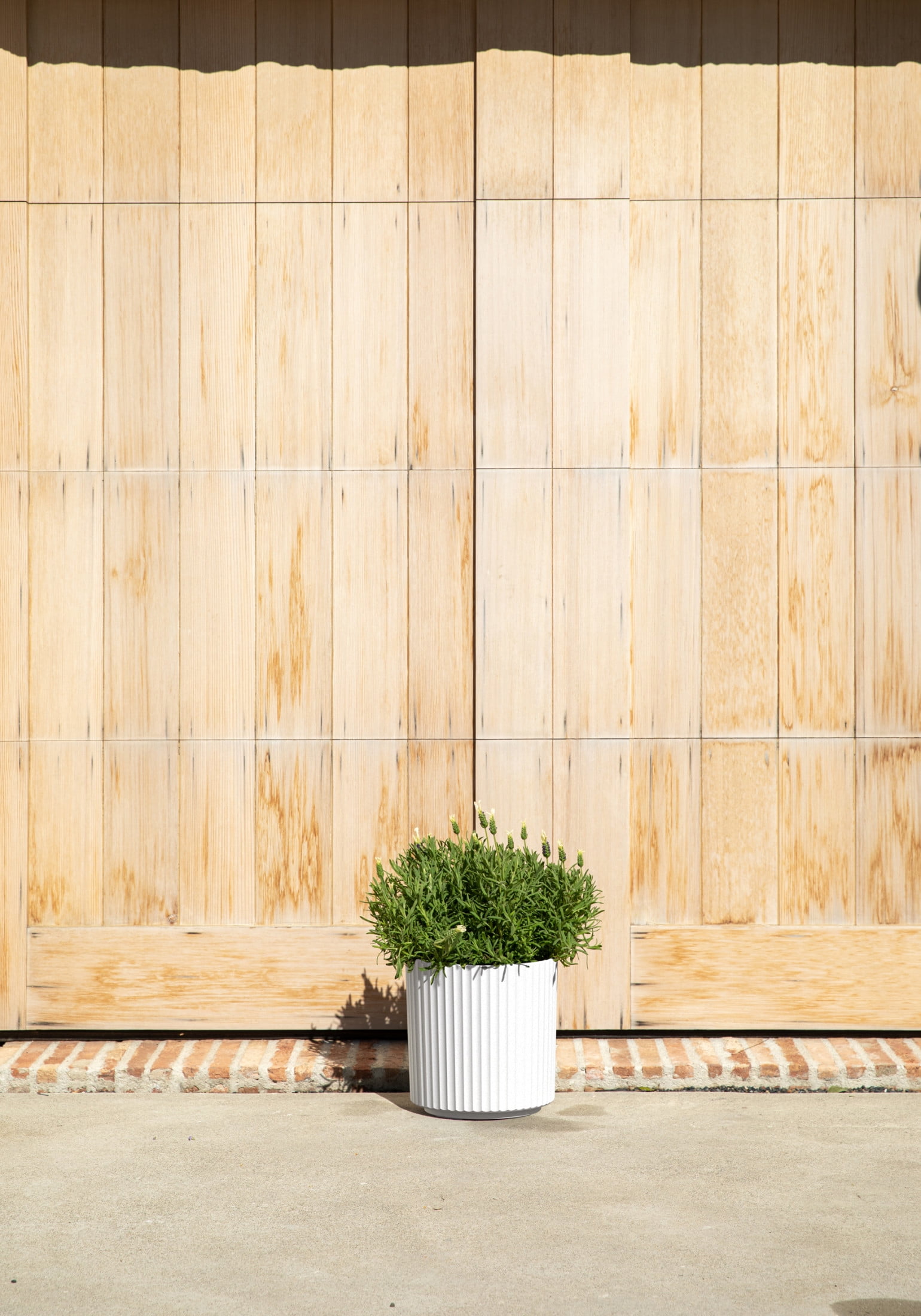 Veradek Demi Series  12" Plastic-Stone Planter - White