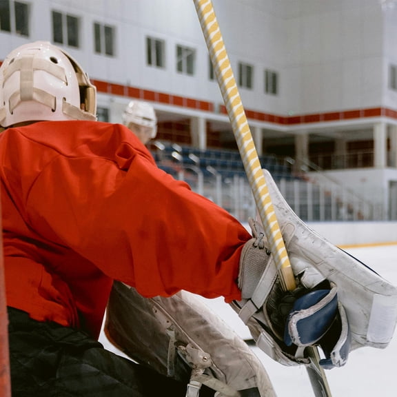 Masteelf Portable Hockey Tape Roll - Removable Sports Hockey Racket Tape for Ice Hockey Stickers and Grip Enhancement