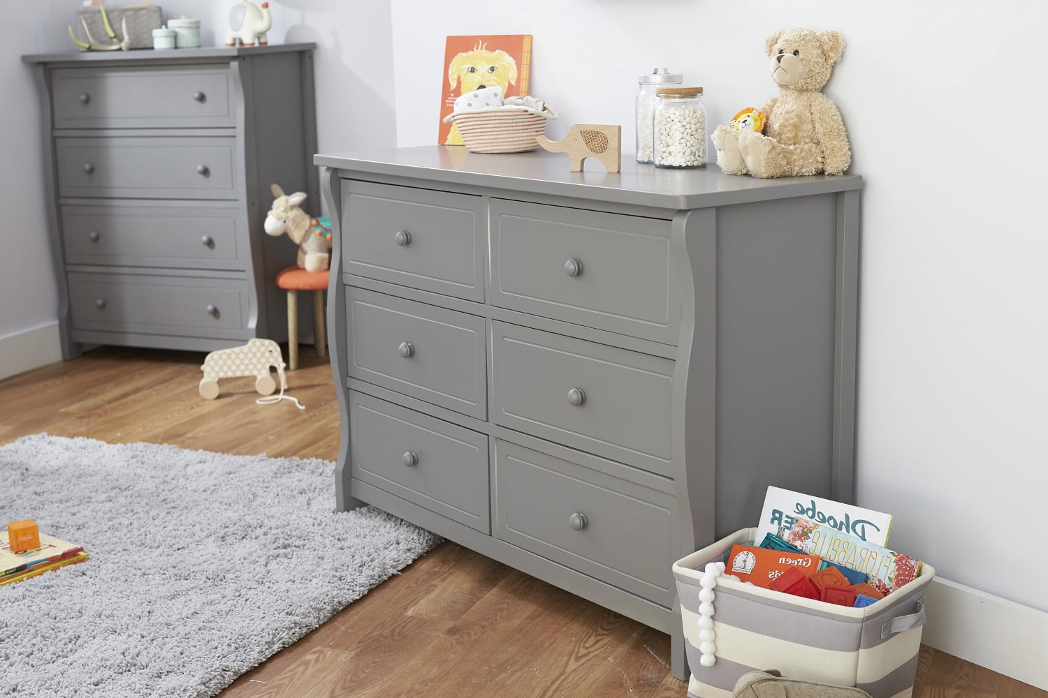 Sorelle Princeton Elite 6-Drawer Double Dresser with Anti-Tip Kit
