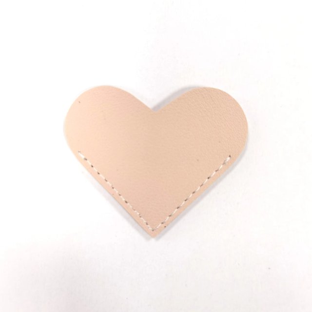 Marcapáginas de amor de cuero, mini regalo portátil, marcador en forma de corazón, cubierta protectora de esquina de libro con clip de página de libro, fácil de usar