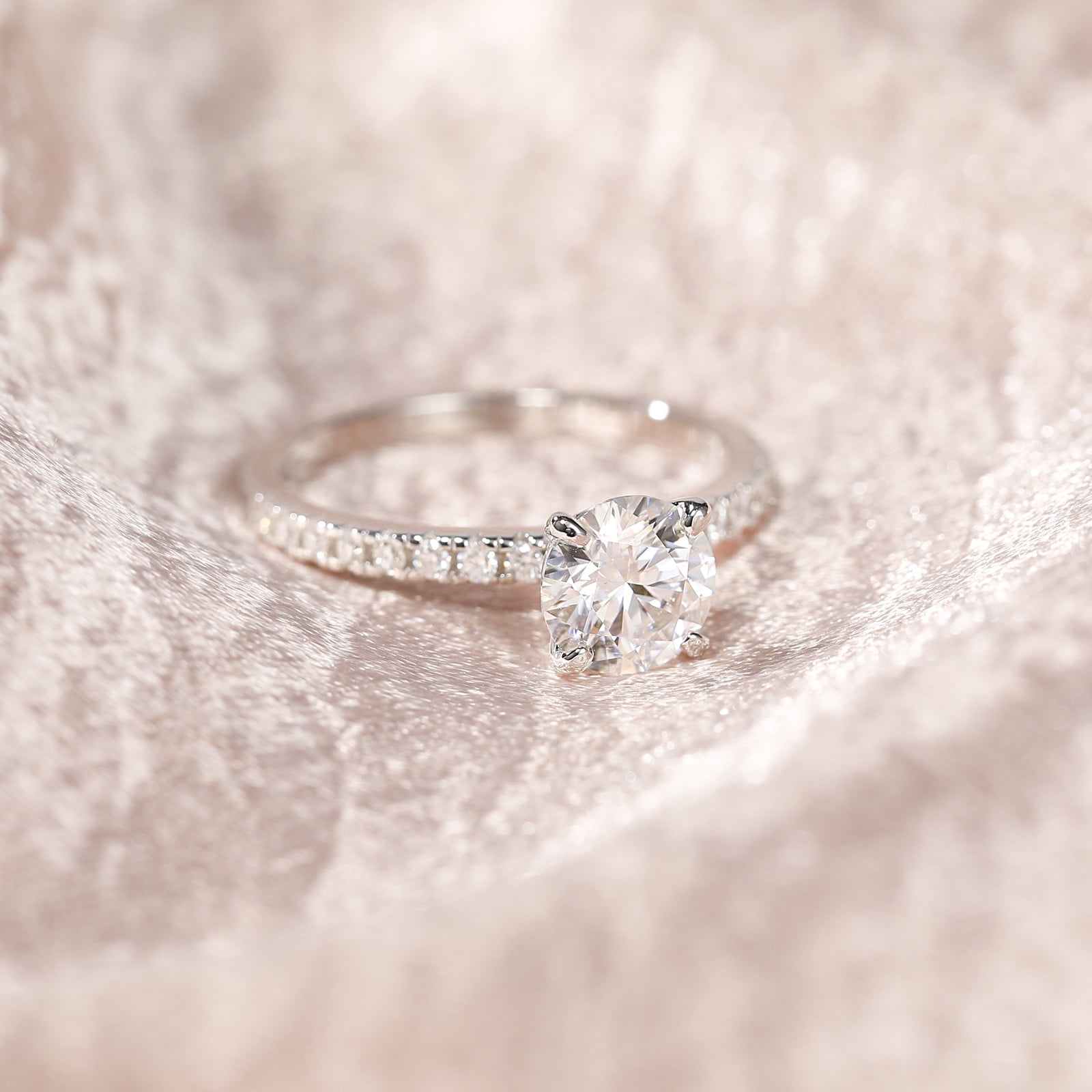 EAMTI 925 Sterling Silver Engagement Rings for Women 1.25CT Round Cut Solitaire Cubic Zirconia CZ Promise Rings Wedding Band for Her Silver White, Size 9