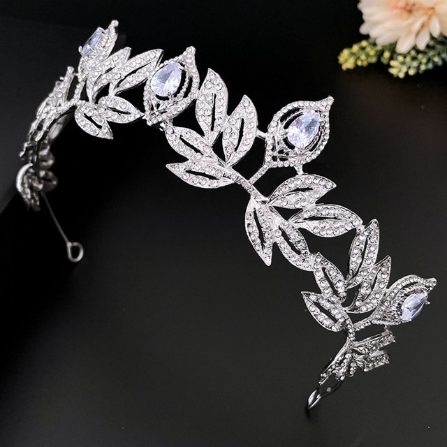 unbranded Elegant Silver Rhinestone Bridal Headdress for Weddings Parties and Festive Events